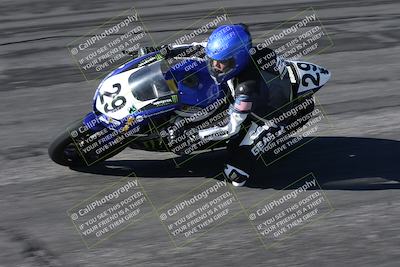 media/Jan-16-2026-CVMA Friday Practice (Fri) [[6f2bf47531]]/5-Racer 4-Trackday1/Session 2 (Bowl)/